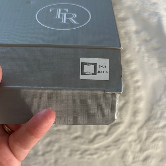 BNWOT Gray Wood Grandma Picture Frame, No longer Sold in Stores! Engraved - Picture 6 of 9